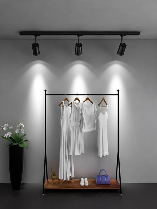 服装店照明用什么灯？LED灯具厂家专业推荐